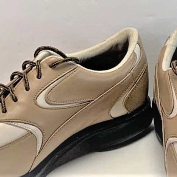 NEW Woman's OAKLEY GOLF SHOES Size 8.5 Ladies Golf Shoes - Picture 8 of 8